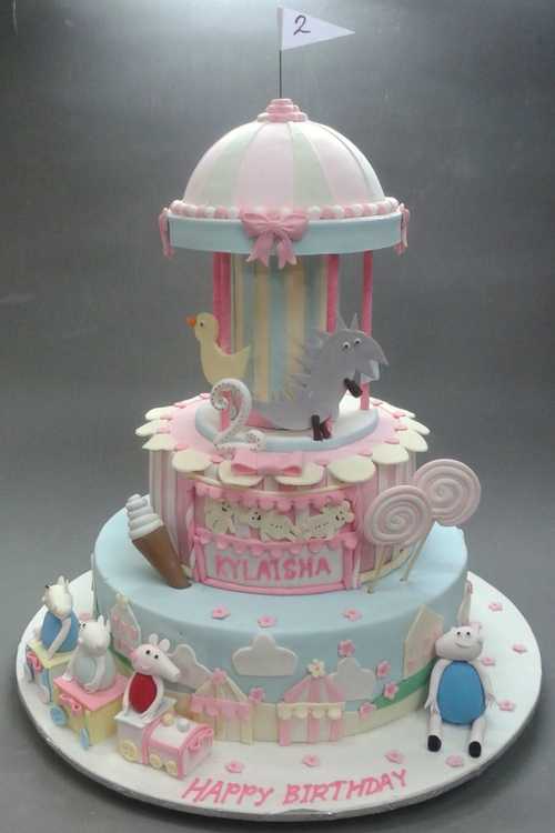 3D Peppa Pig Theme Cake