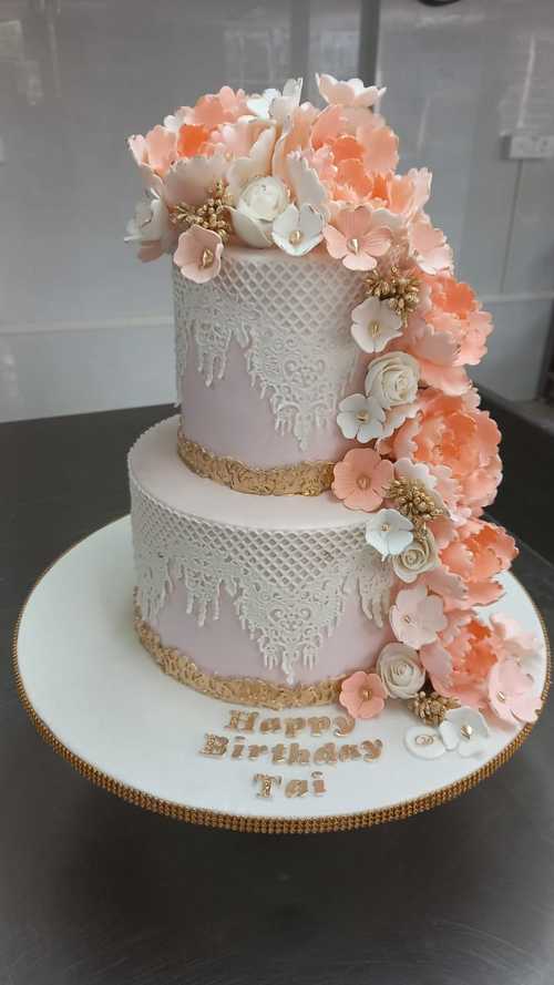 Luxury-Collection-Cake-Order